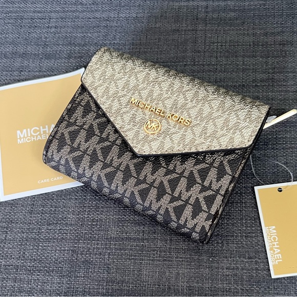 NWT MICHAEL KORS JET SET CHARM MEDIUM ENVELOPE THREEFOLD WALLET LEATHER - Picture 1 of 11